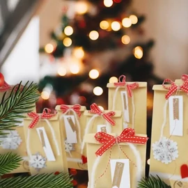 Karácsonyi díszcsomagolás - ajándéktasak