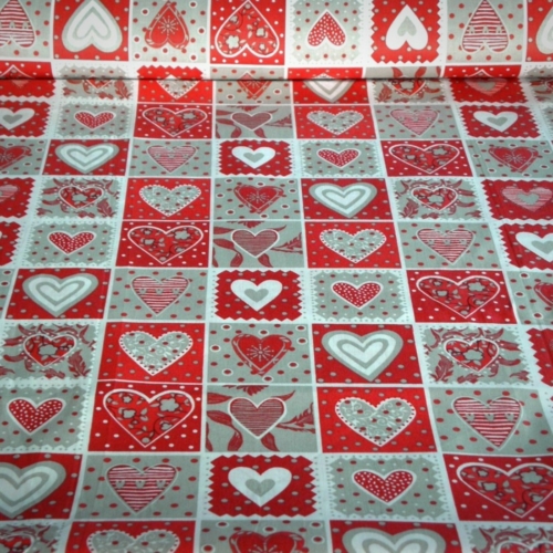 Furoshiki kendő ajándékcsomagoló - piros patchwork szíves